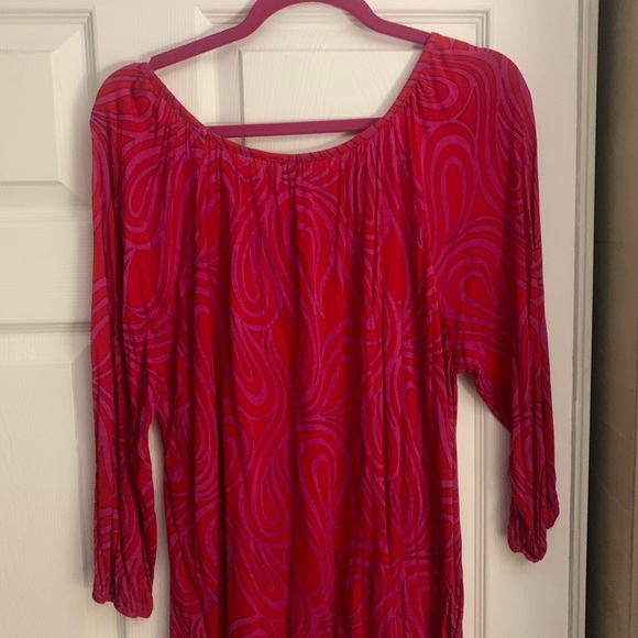 Womens top - Picture 3 of 8